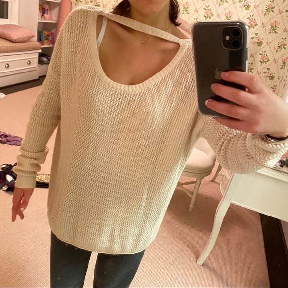 LF knit oversized reversible sweater in cream 🤍 - Picture 5 of 15